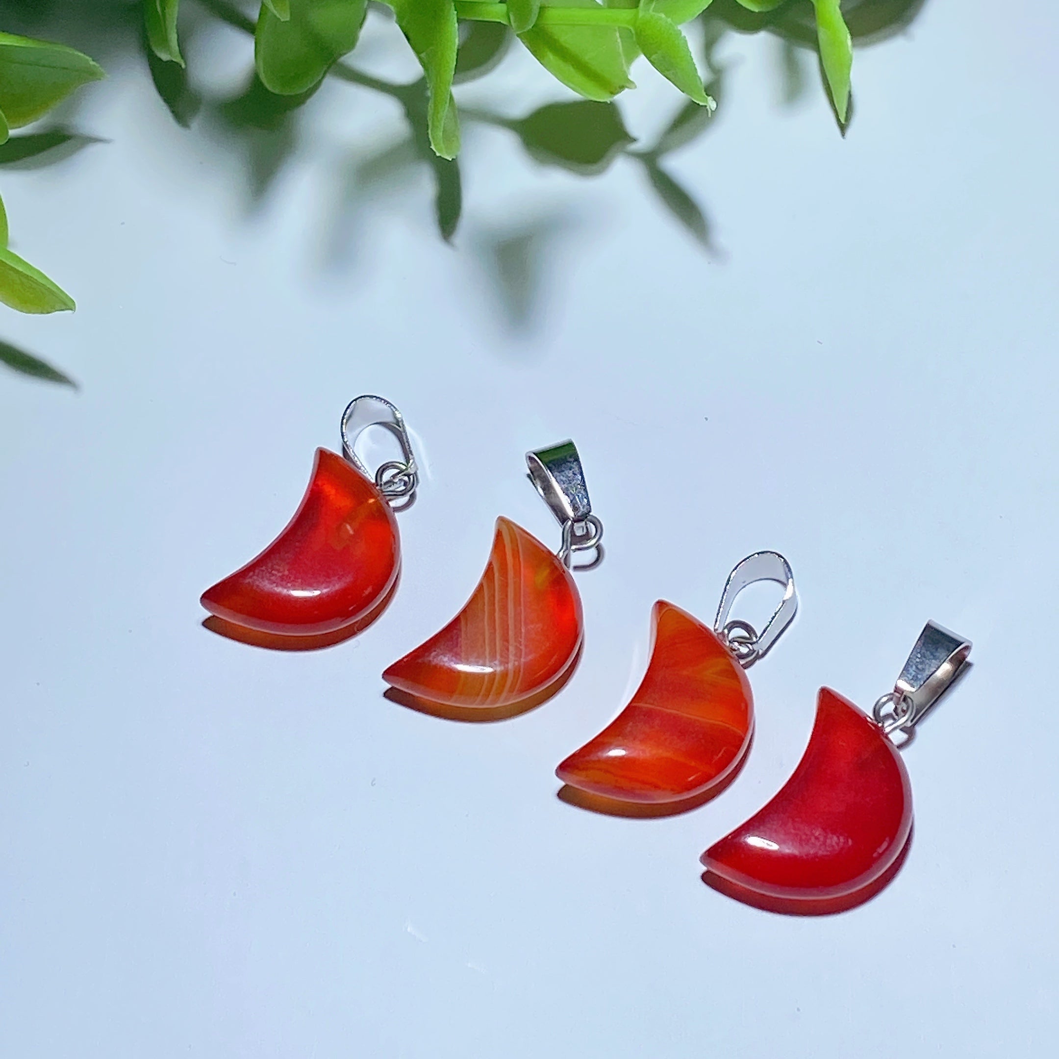 0.8 inch Carnelian Moon Crystal Pendant for Healing
