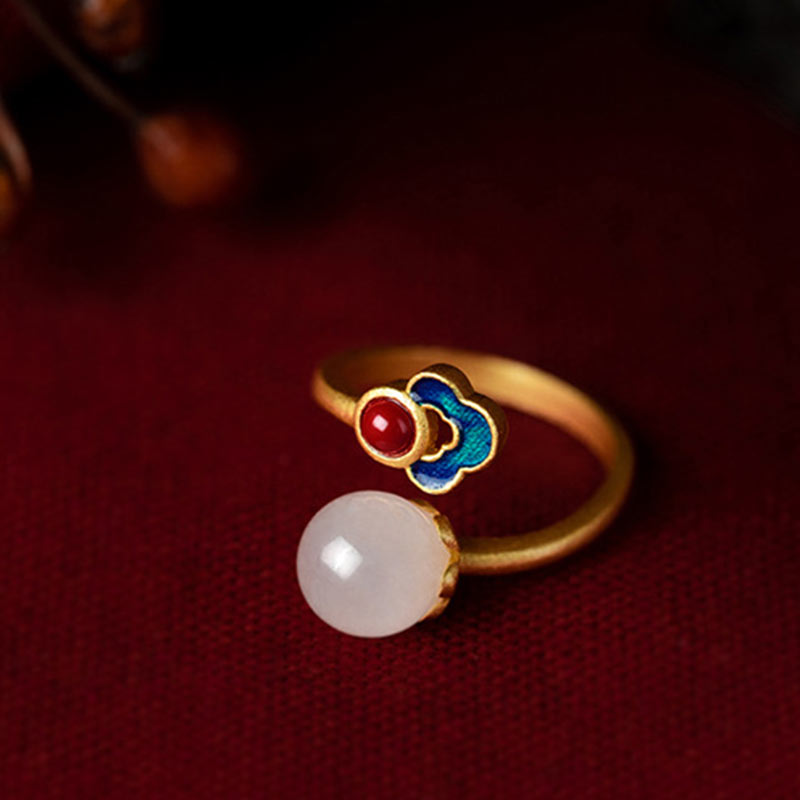 Bague ajustable en jade blanc avec nuage de bon augure et porte-bonheur