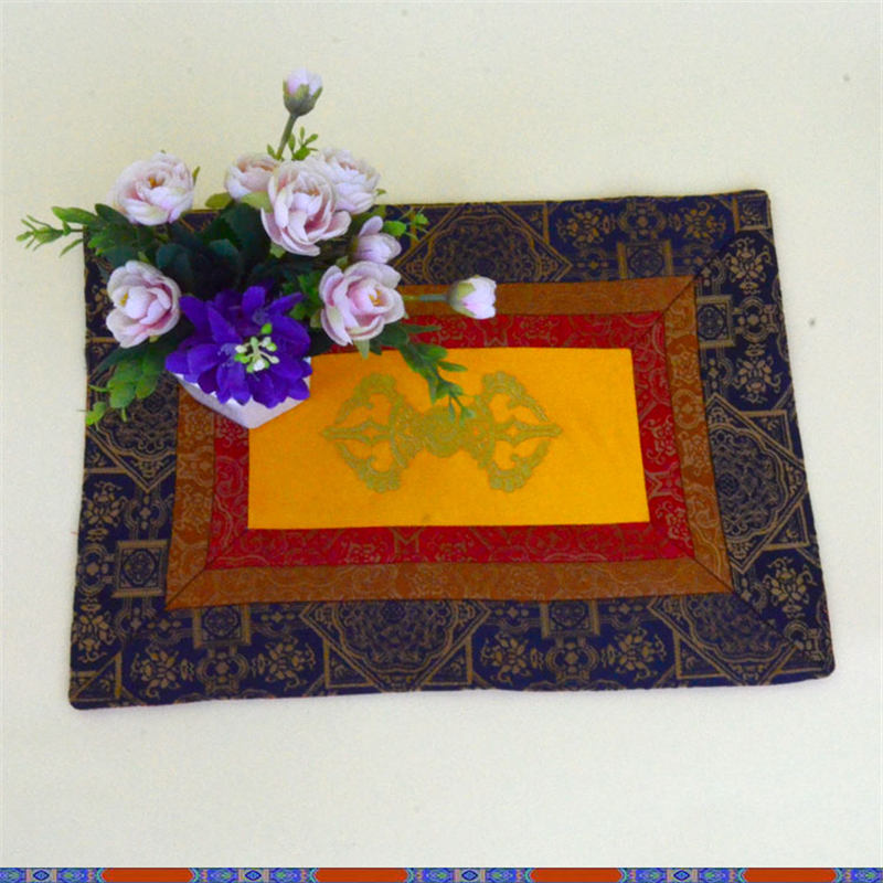 Tapis d'autel de prière avec symbole Vajra 40 x 28 cm pour la méditation