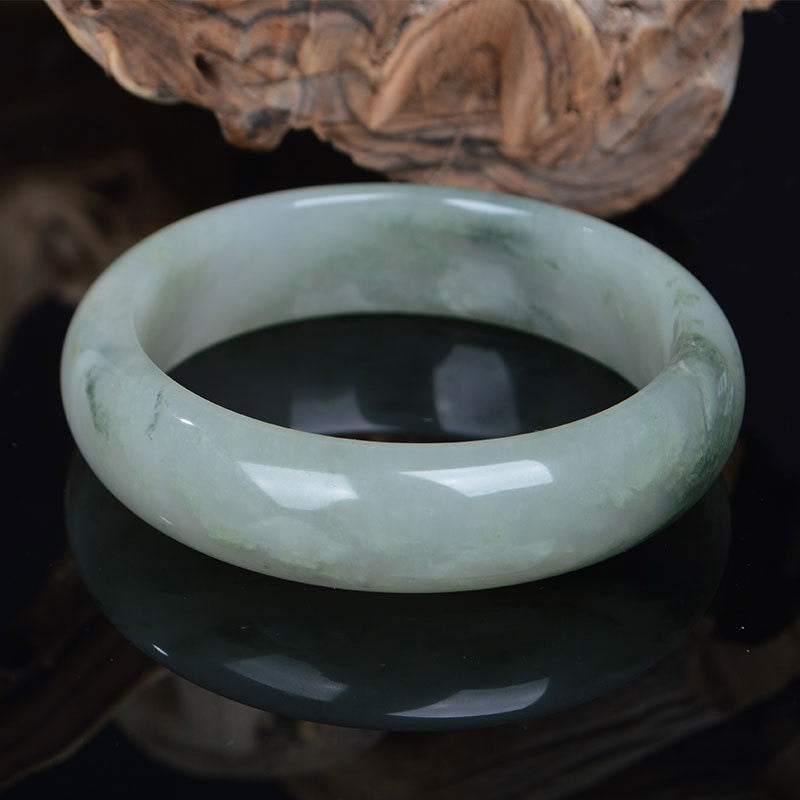 Bracelet en jade naturel de 52 mm pour la chance et la prospérité
