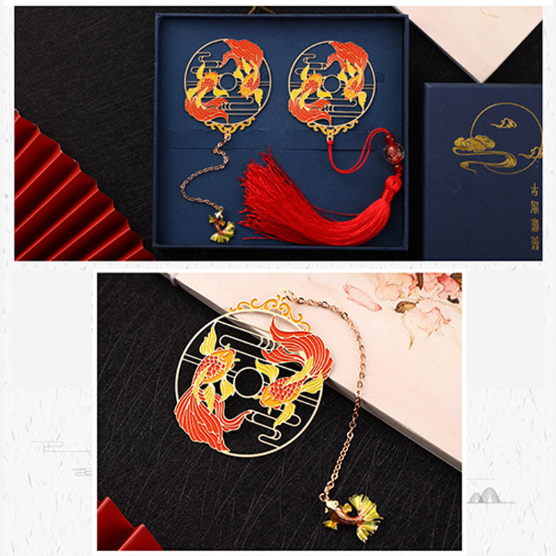 Marque-page en laiton doré avec poisson koï pour la protection spirituelle