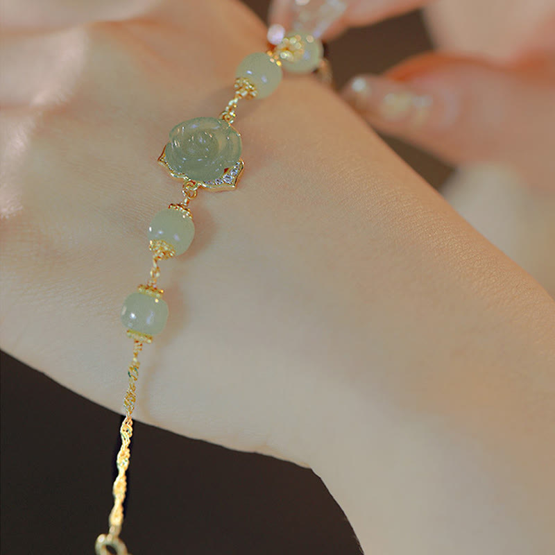 Bracelet porte-bonheur en jade Hetian plaqué or 14 carats avec fleur de rose