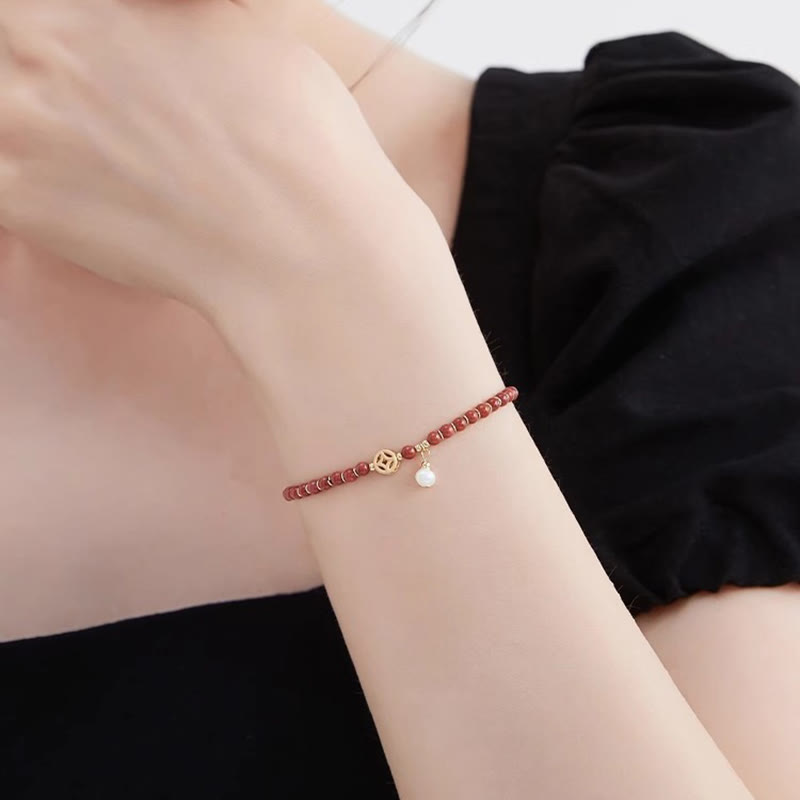 Bracelet de confiance en agate rouge plaqué or 14 carats avec pièce en cuivre