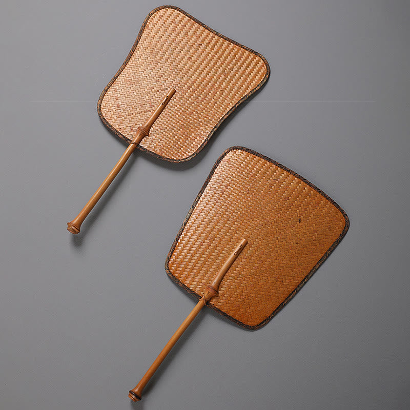 Éventail chinois pliant en bambou fait main avec long manche