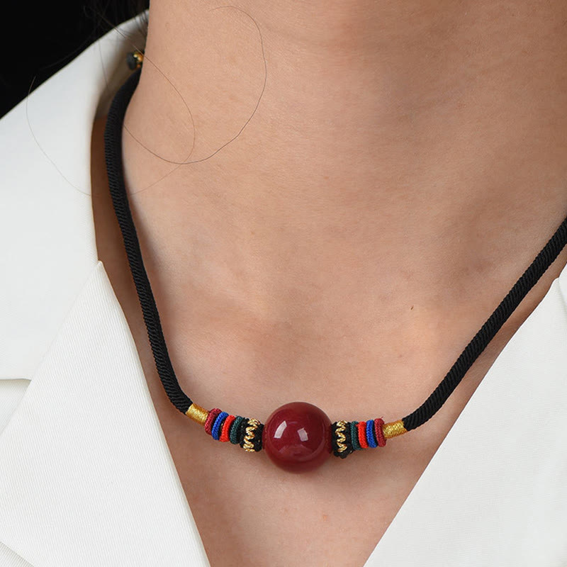 Collier de protection en perles porte-bonheur en cinabre