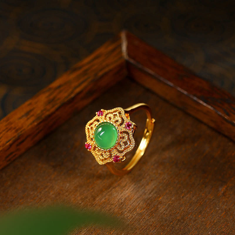 Bague réglable en calcédoine verte à motif creux
