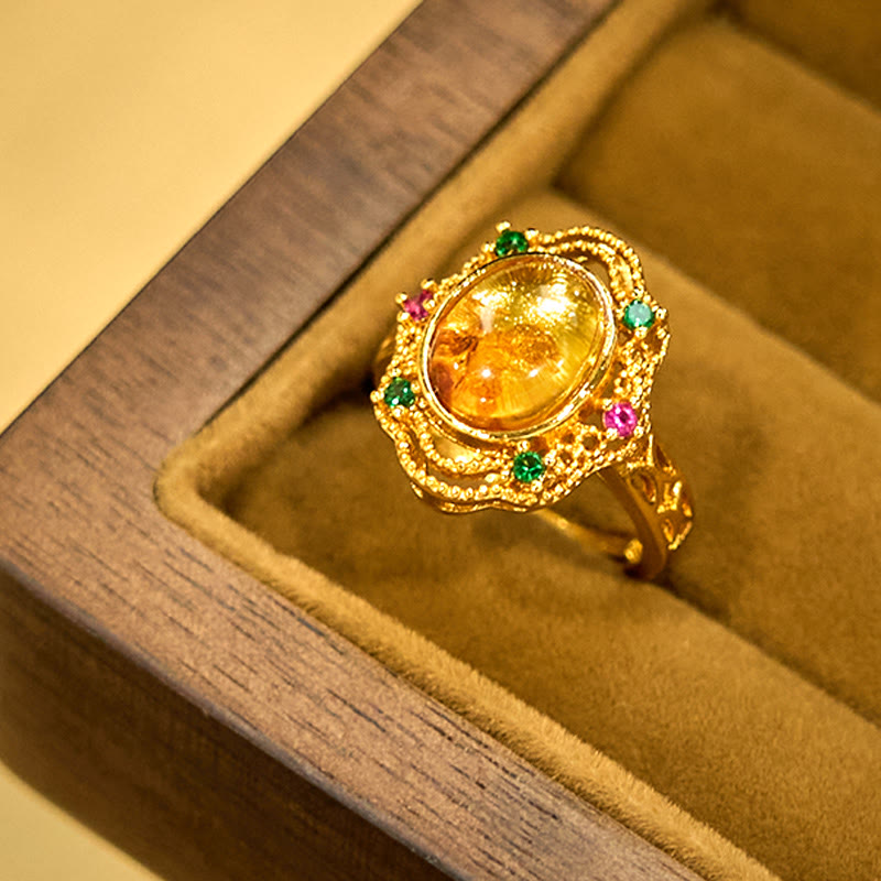 Bague ajustable en ambre fleurie pour la confiance et la force intérieure