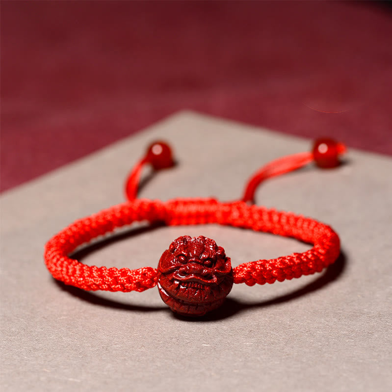 Bracelet en cinabre du zodiaque chinois à fil rouge pour la protection