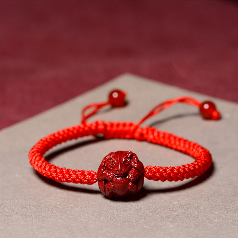 Bracelet en cinabre du zodiaque chinois à fil rouge pour la protection