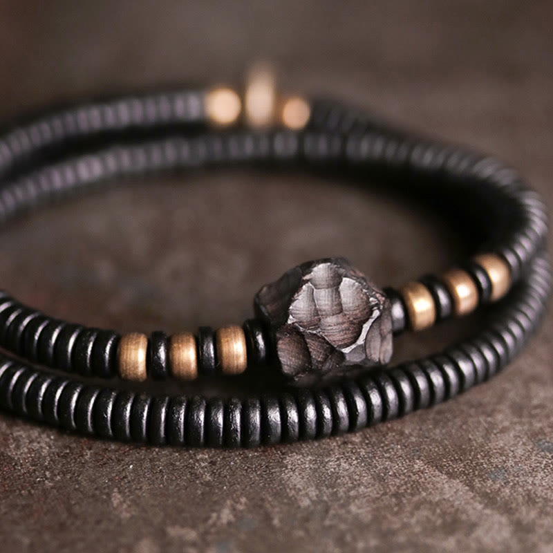 Bracelet double tour en bois d'ébène et laiton, 12 mm, motif Peace