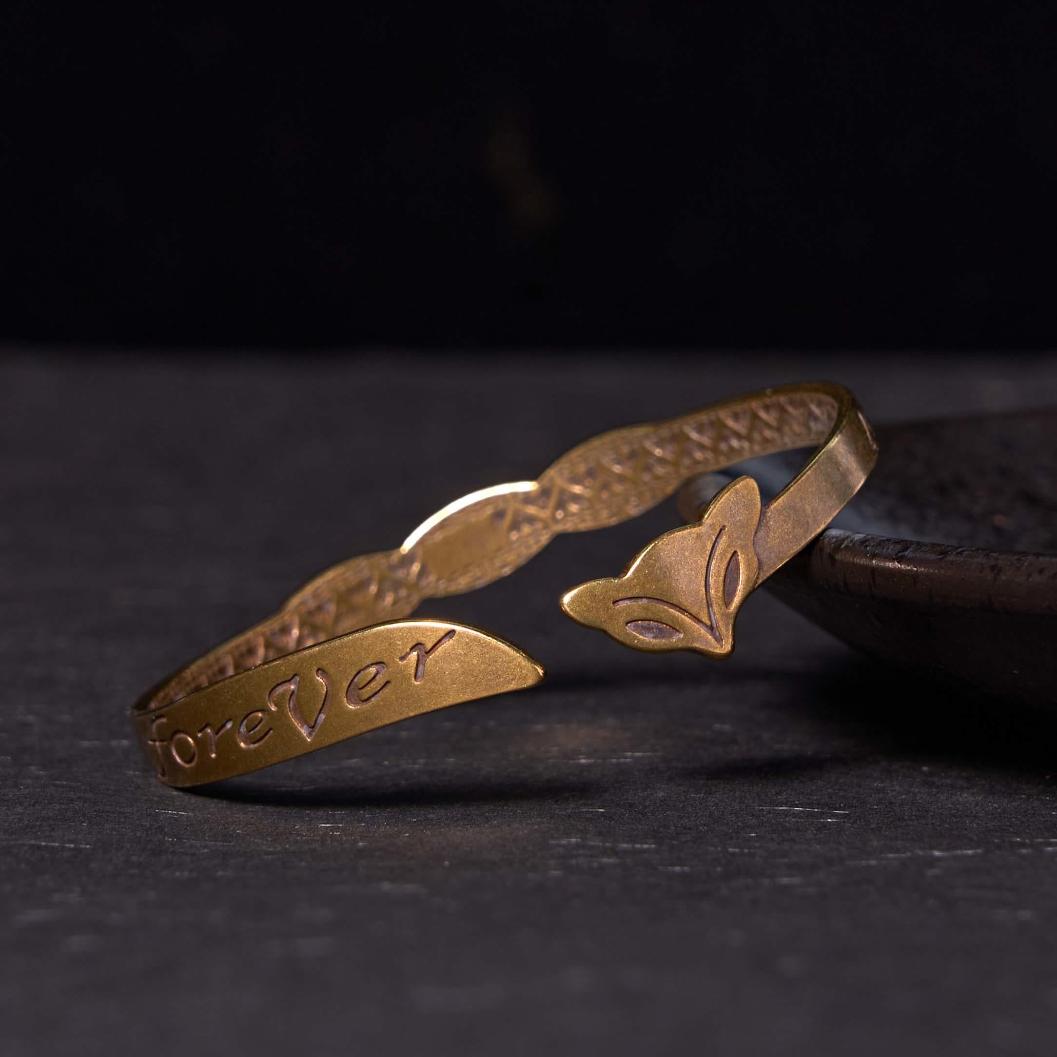 Bracelet jonc spirituel réglable en cuivre avec tête de renard