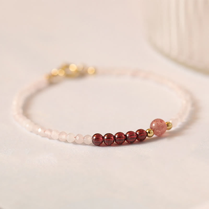 Bracelet de guérison en quartz rose, grenat et quartz fraise de 2 mm