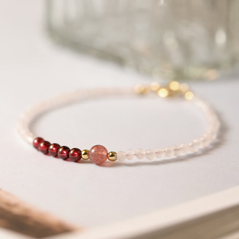 Bracelet de guérison en quartz rose, grenat et quartz fraise de 2 mm