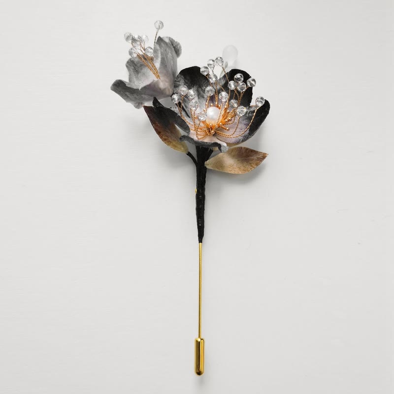 Broche fleur en velours de soie de mûrier faite à la main, 11-12 cm