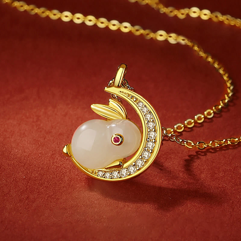 Collier croissant de lune en jade blanc Hetian