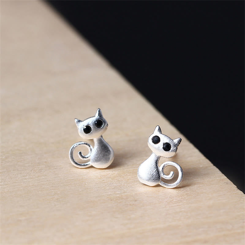 Boucles d'oreilles à tige en argent sterling avec motif de chat mignon et bénédiction