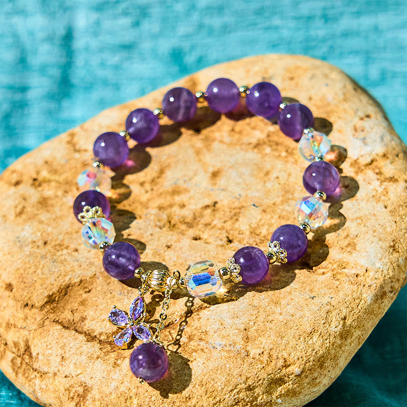 Bracelet à breloques papillon spirituel en améthyste naturelle