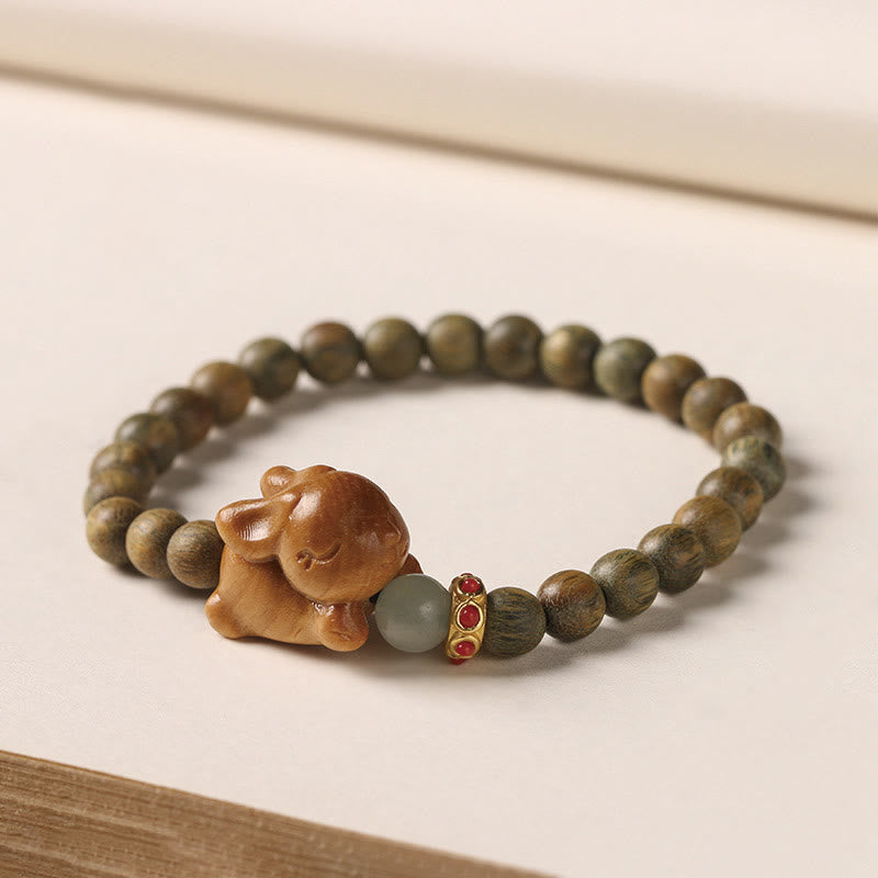 Bracelet lapin positif en bois de santal vert 6 mm
