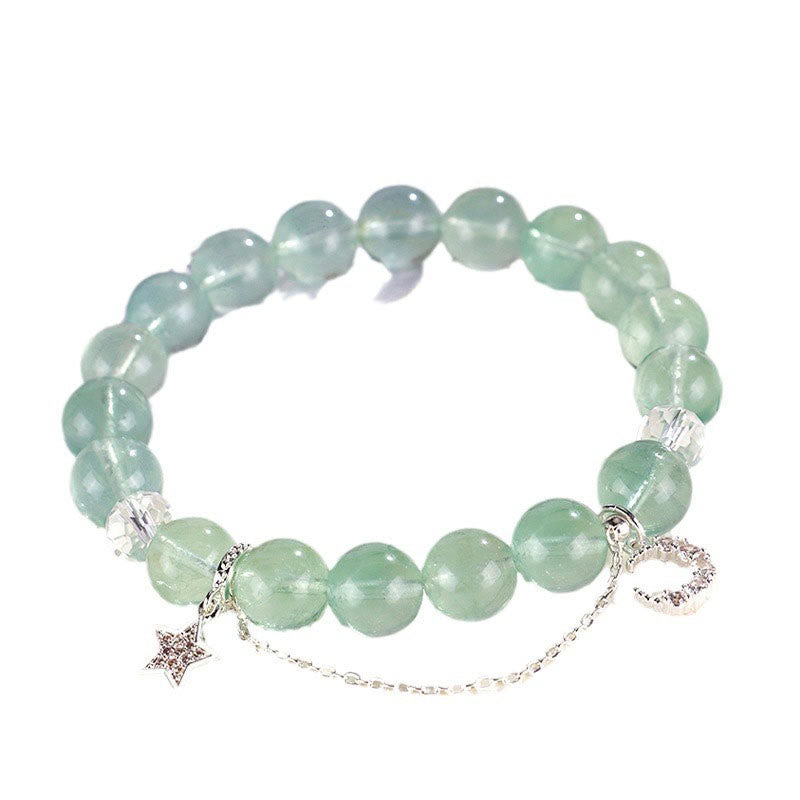 Bracelet en fluorite verte de 10 mm avec breloques lune et étoile