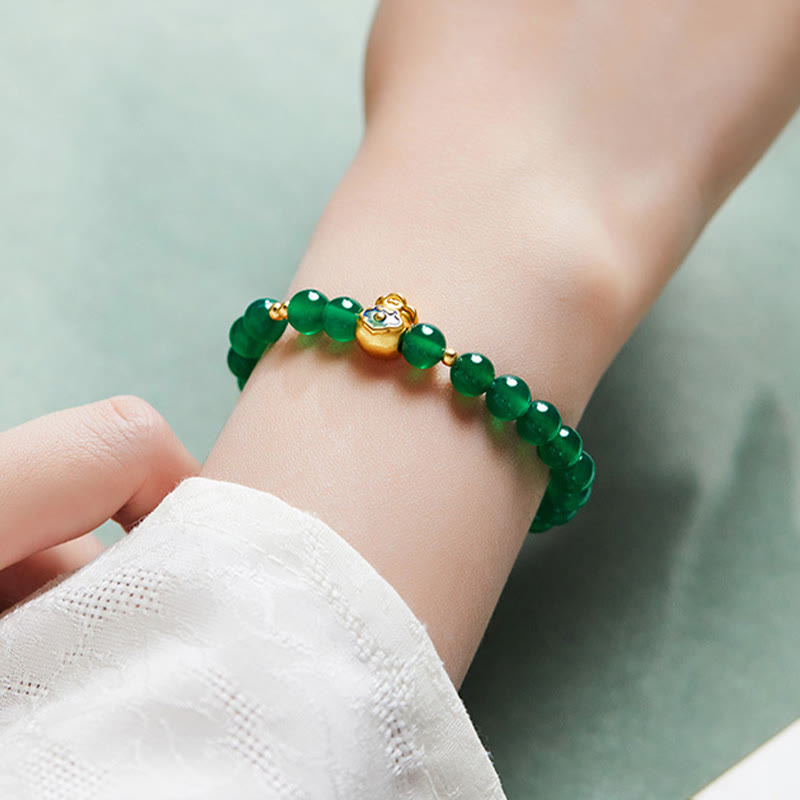 Bracelet en agate calcédoine verte pour la force et le calme