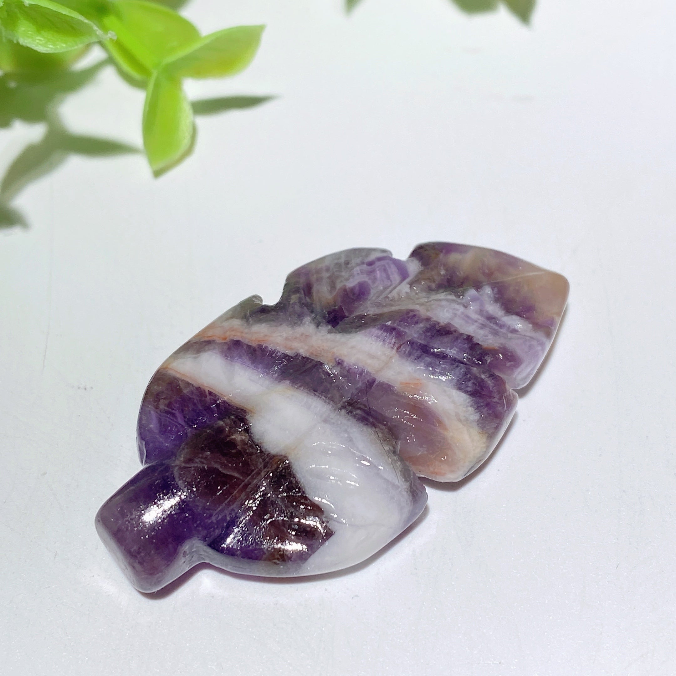 2.0-2.3 inch Mixed Crystal Leaf Carvings for Healing