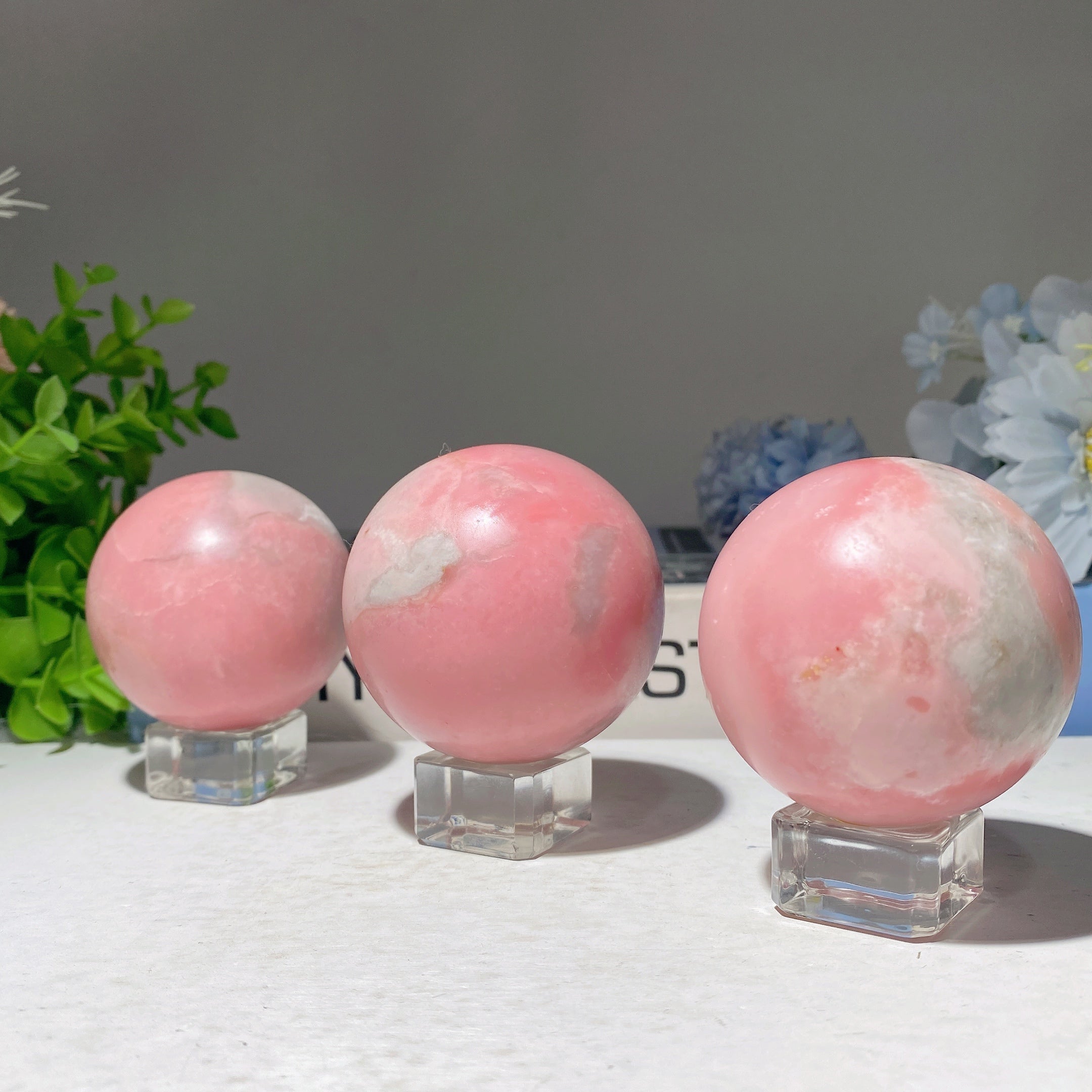 2.0-3.0 inch Pink Jade Crystal Sphere for Healing Energy
