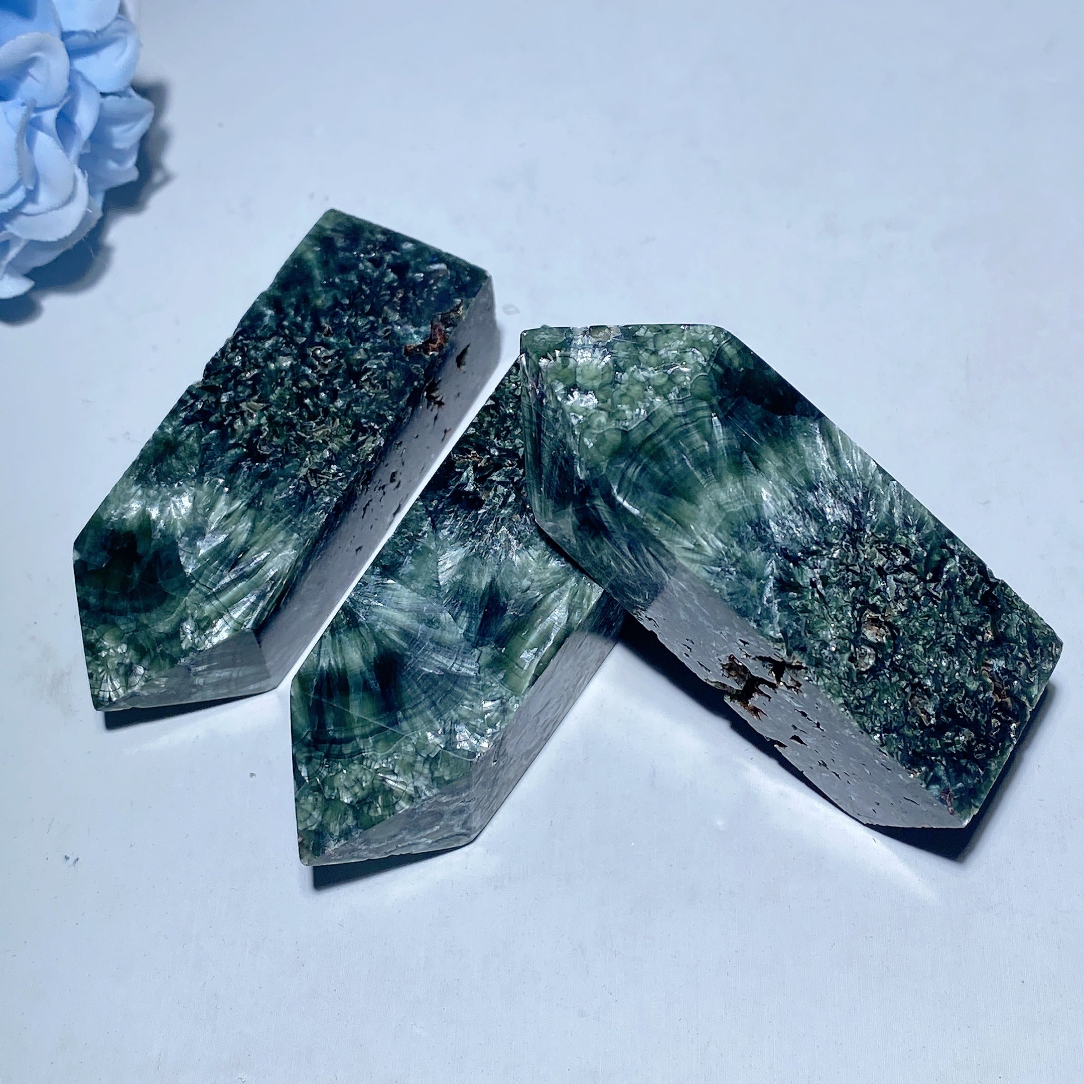 2.0-3.0 Inch Seraphinite Crystal Points for Healing Energy