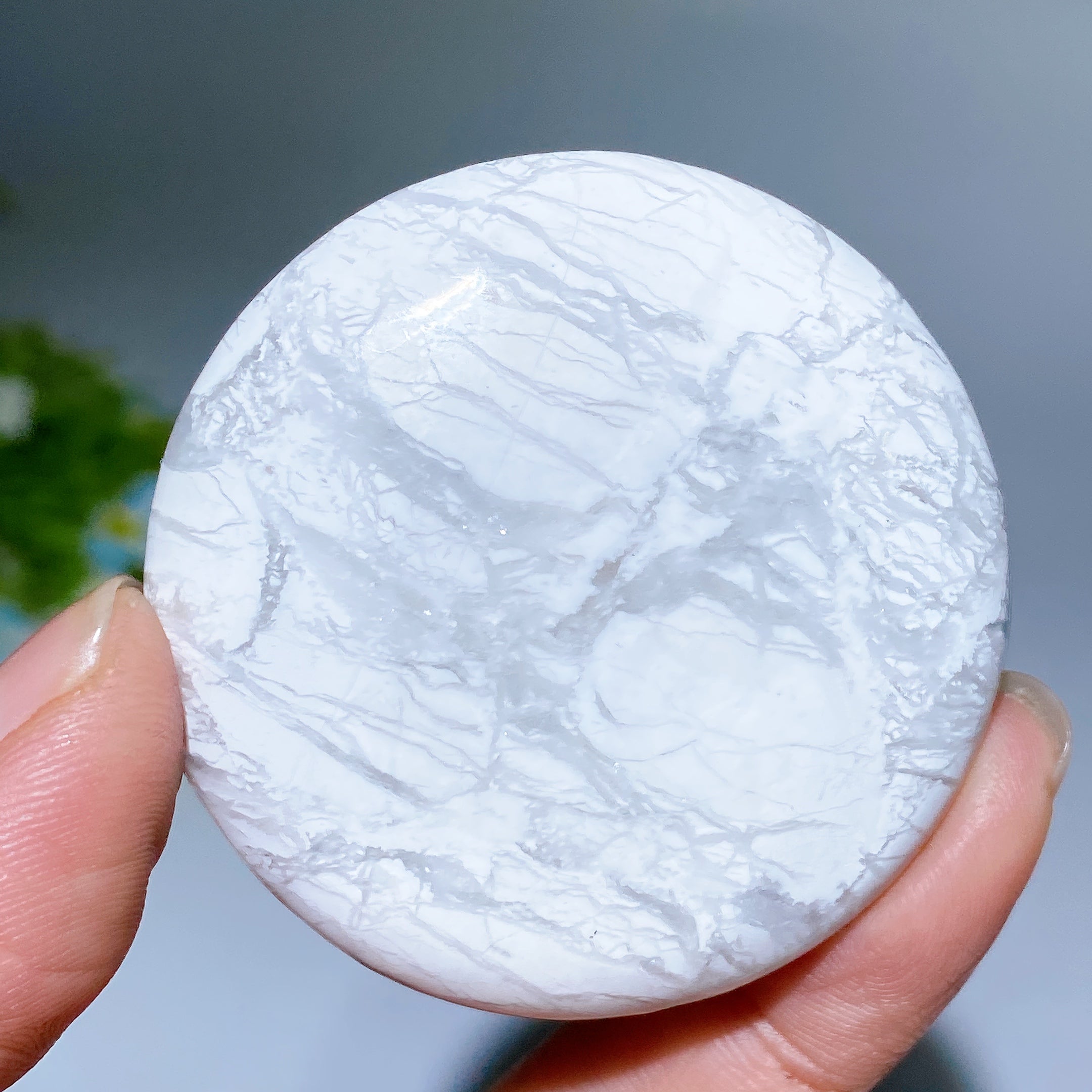 Pierre de paume ronde en howlite de 5 cm pour la méditation de guérison