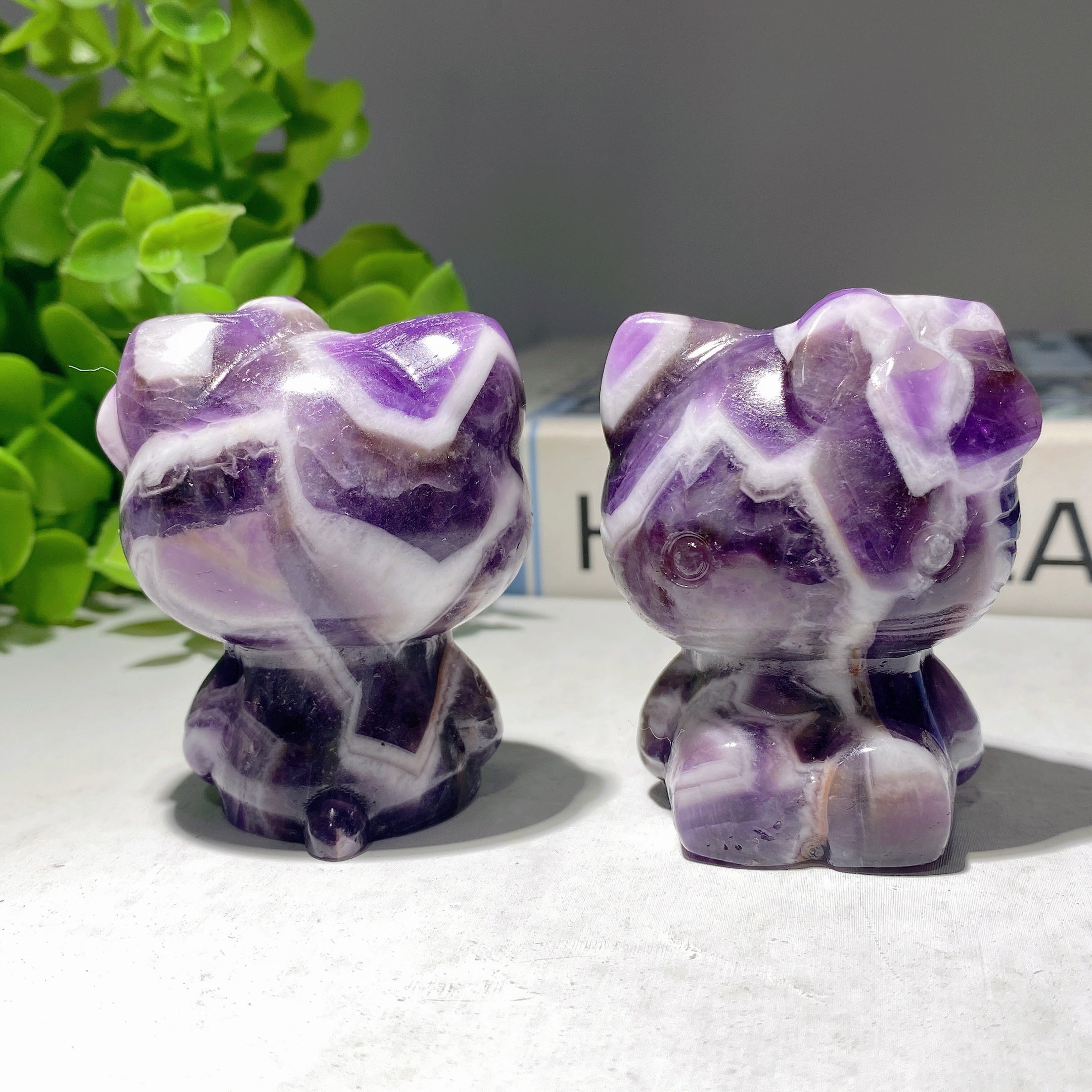 2.25in Amethyst Crystal Figurine Cat Carving Healing Energy