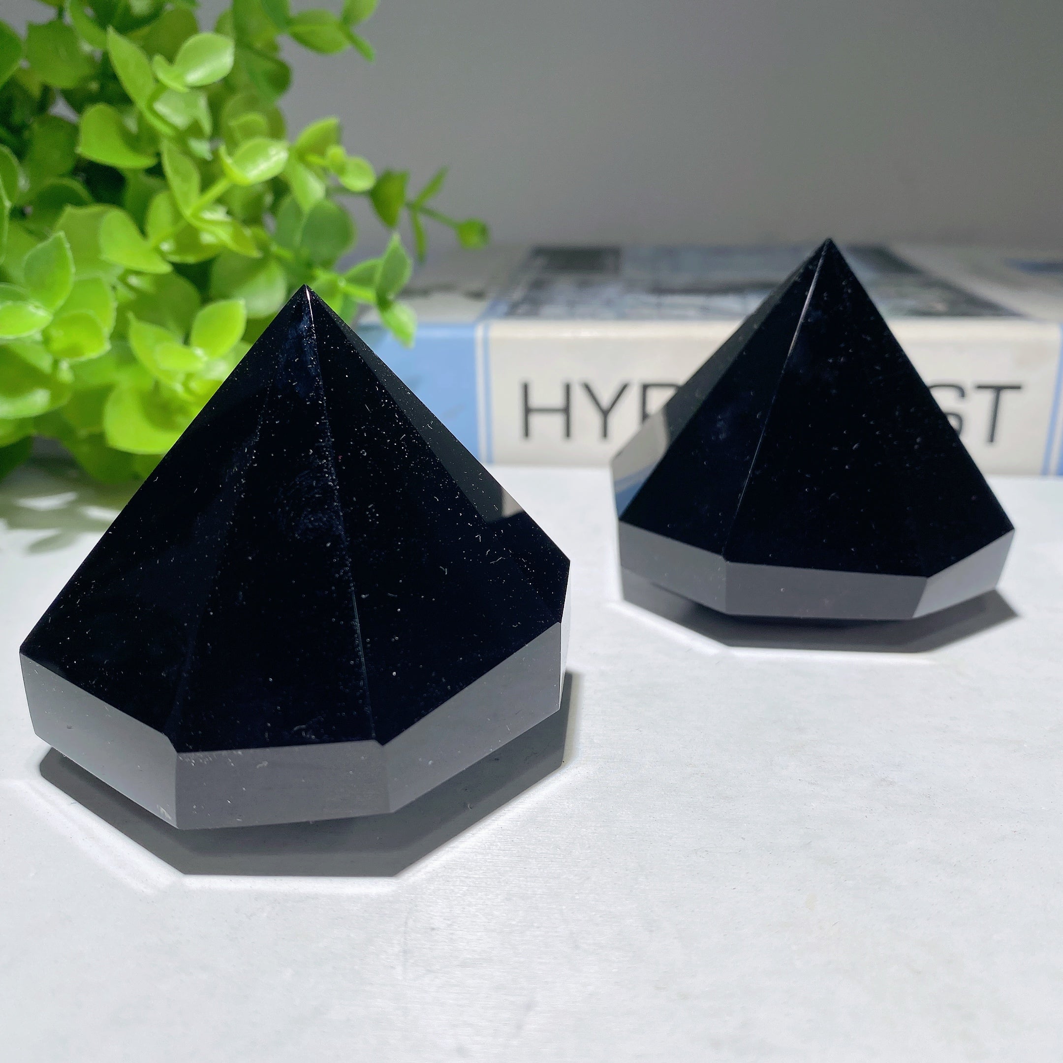 Sculptures en cristal de diamant d'obsidienne noire de 2,3 pouces