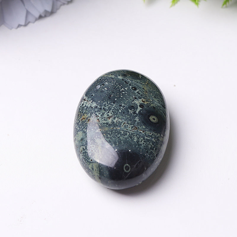 Pierre de paume de guérison en cristal mixte de 2,3 pouces pour la méditation