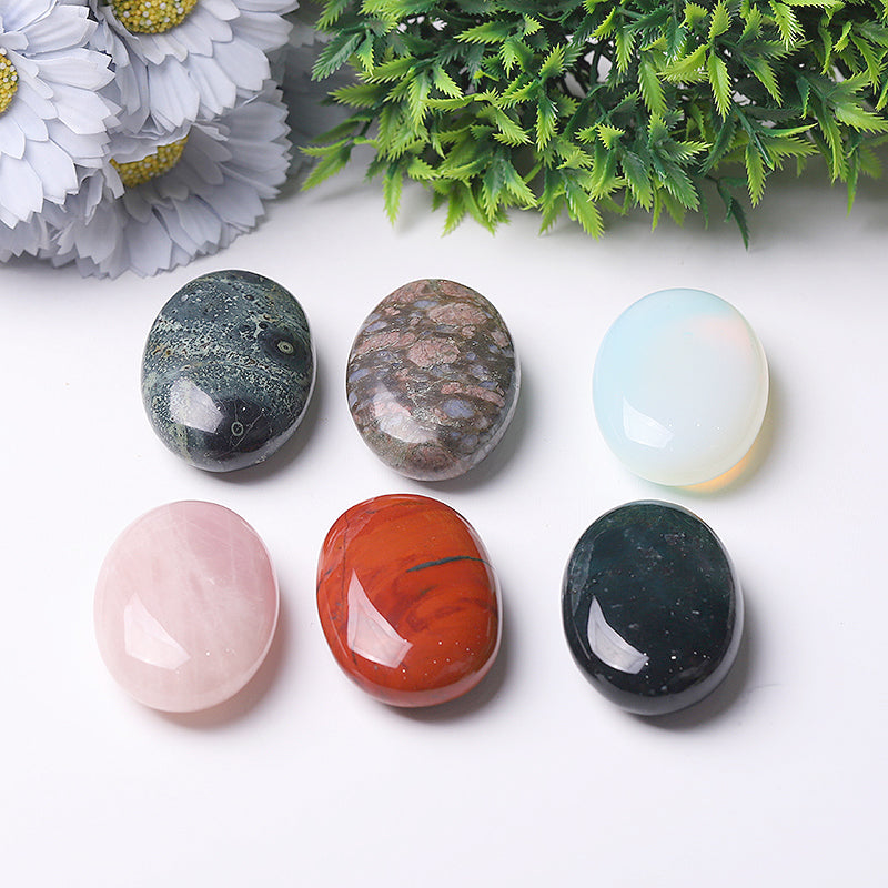 Pierre de paume de guérison en cristal mixte de 2,3 pouces pour la méditation