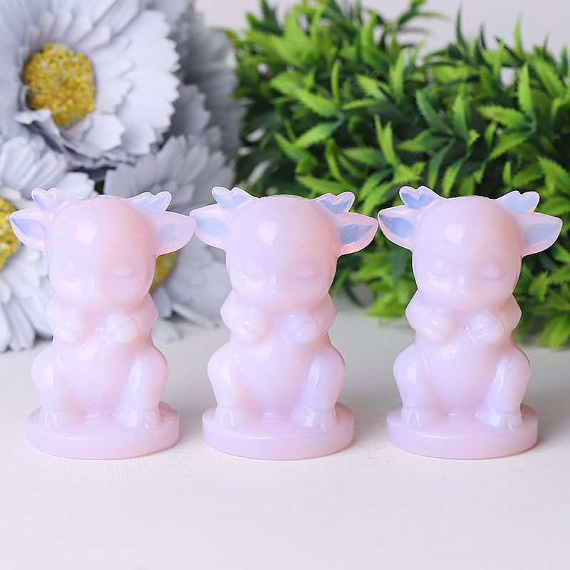Figurine sculptée en cristal d'opalite rose de 2,5 pouces