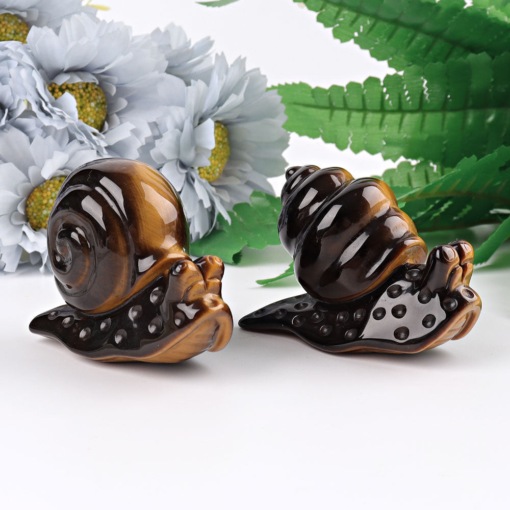 Figurine sculptée en cristal d'escargot œil de tigre de 2,5 pouces