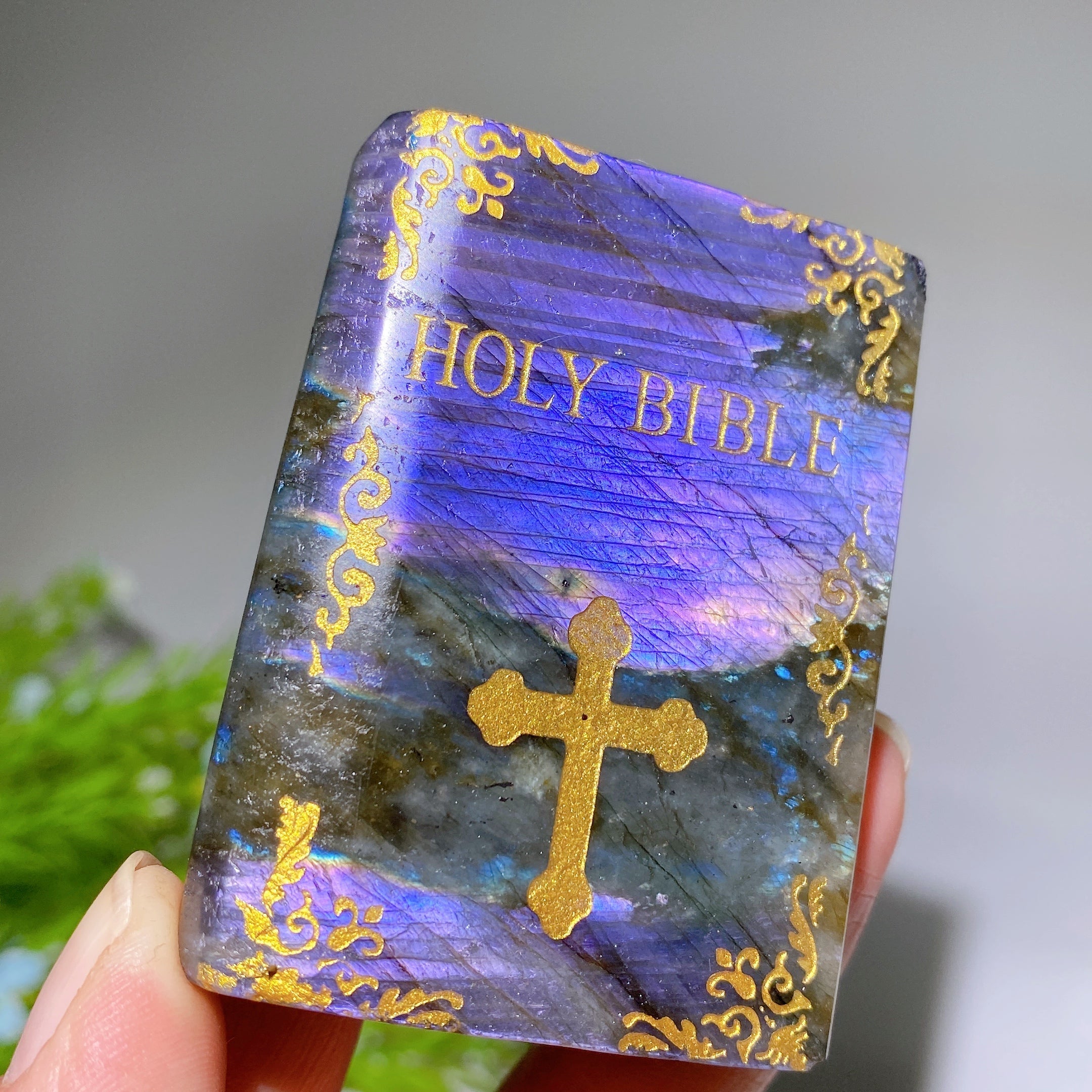 2.5" Labradorite Crystal Holy Bible Carving Figurine Healing 120g