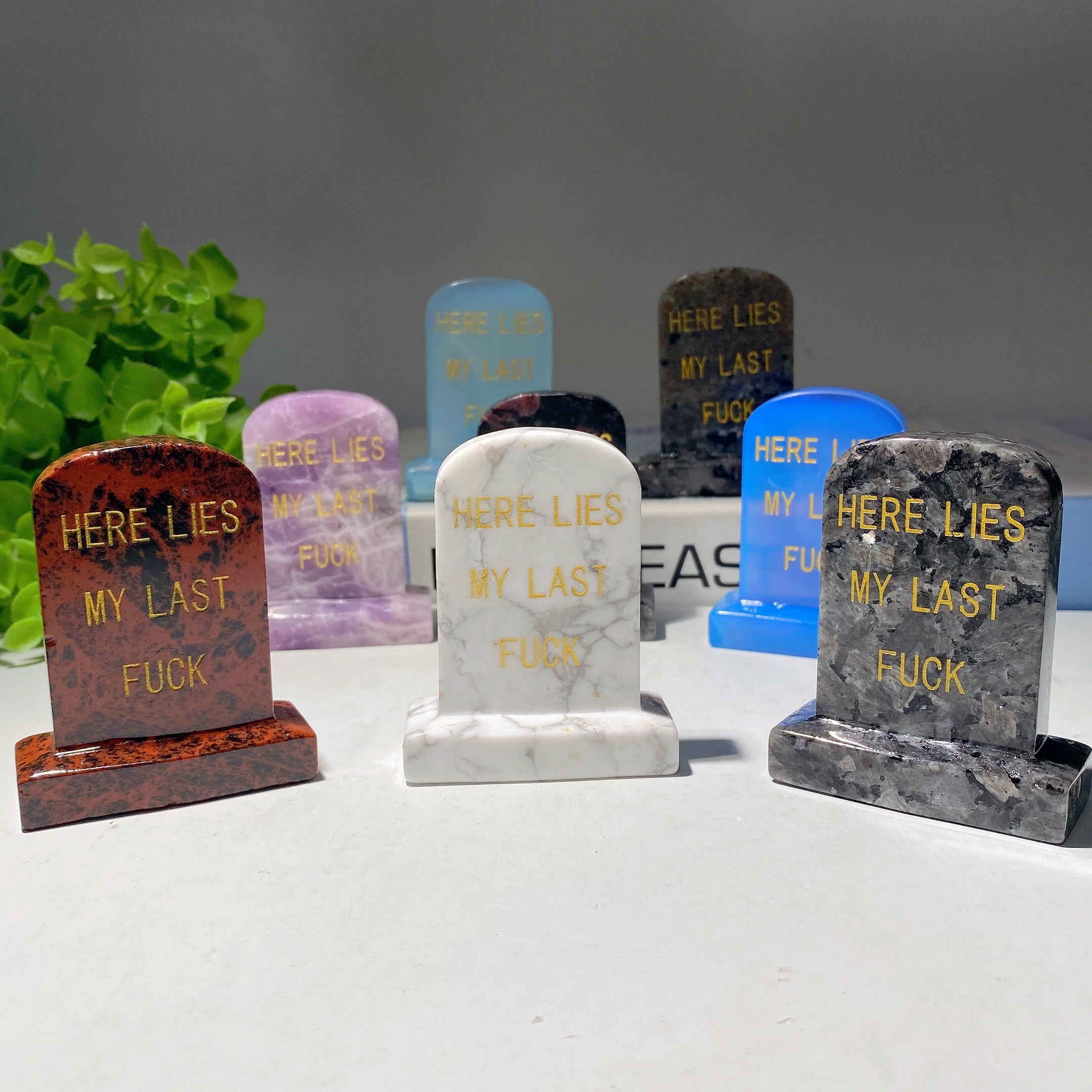Figurines en cristal mixte de 2,7 pouces avec gravures dorées
