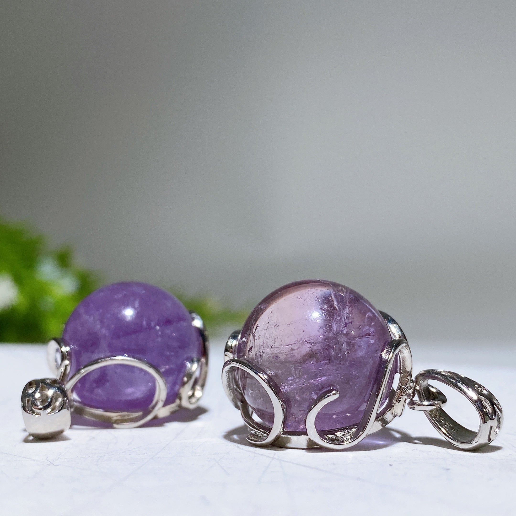 20mm Amethyst Pendant for Spiritual Healing & Meditation