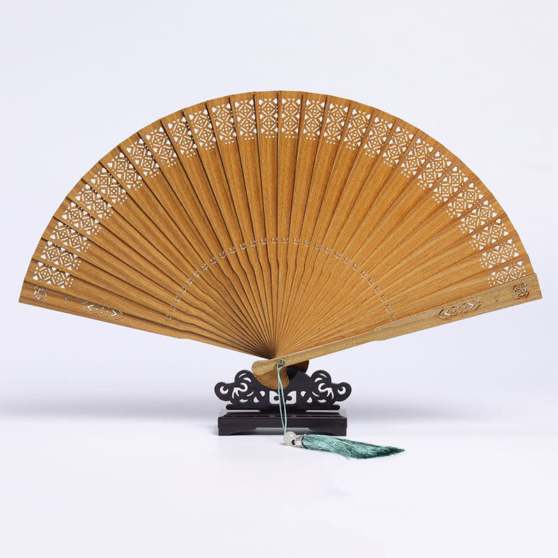 Éventail pliant en bois de santal vert, nuages de bon augure, 23 cm