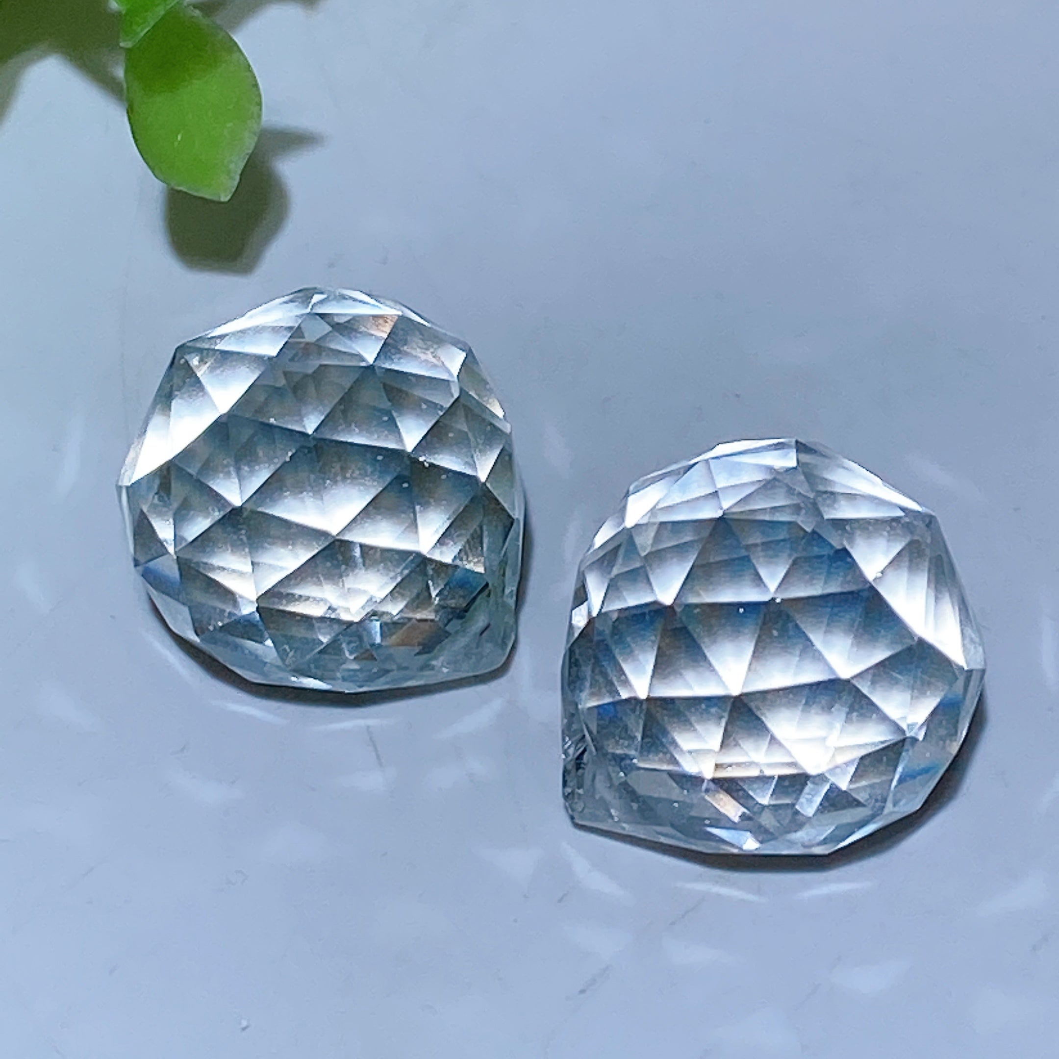 Goutte de cristal à facettes de 24 mm pour la guérison
