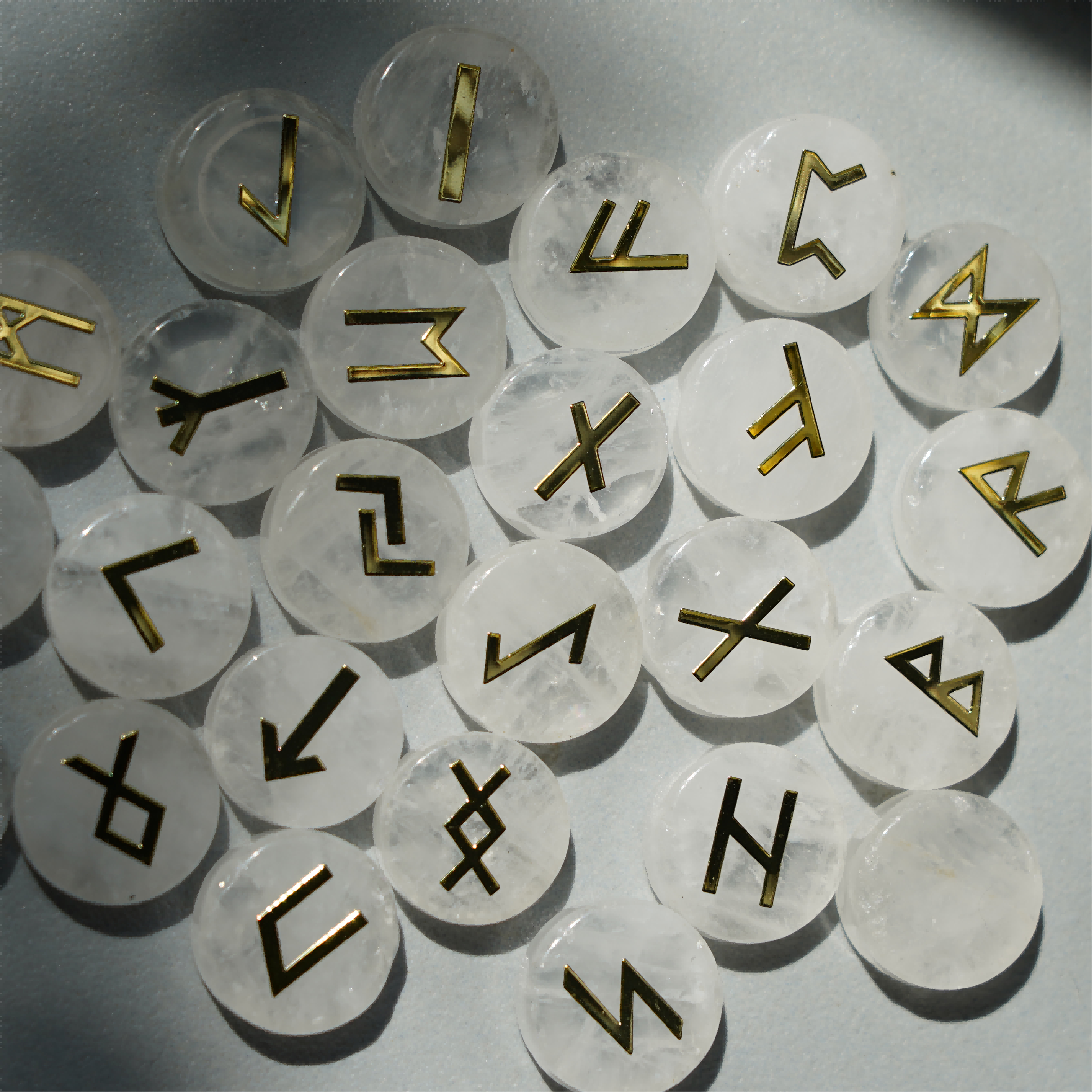 Ensemble de 25 runes de guérison en cristal mixte | Pierres polies de 15 mm