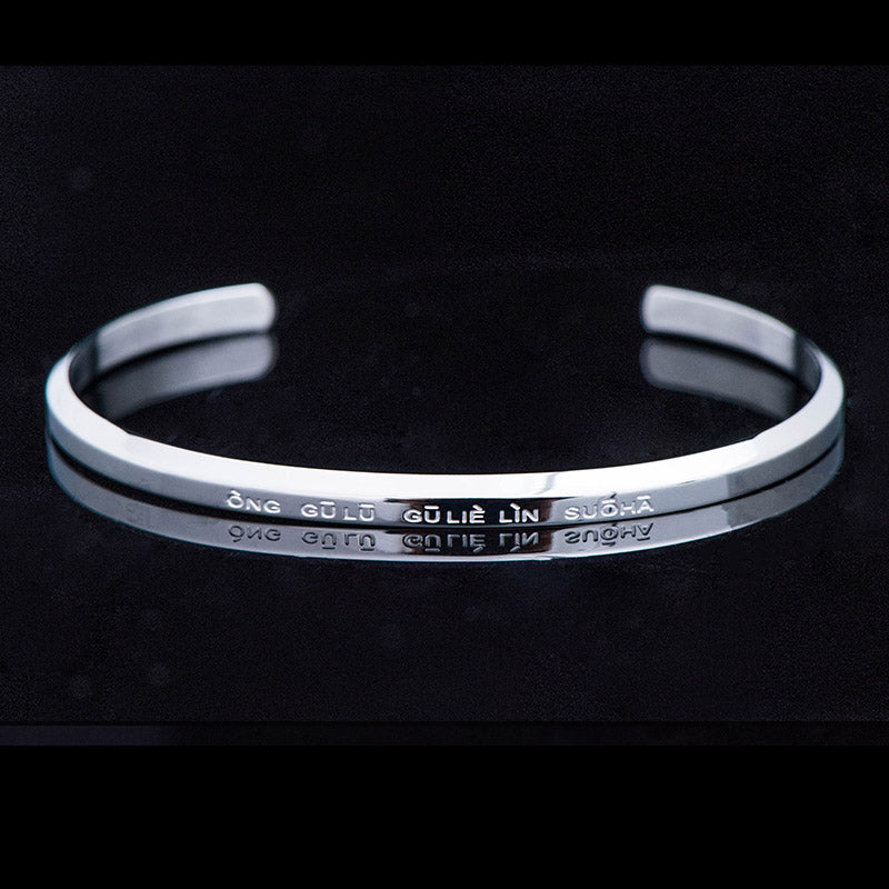 Bracelet Om Mani Padme Hum en acier titane avec six mots vrais