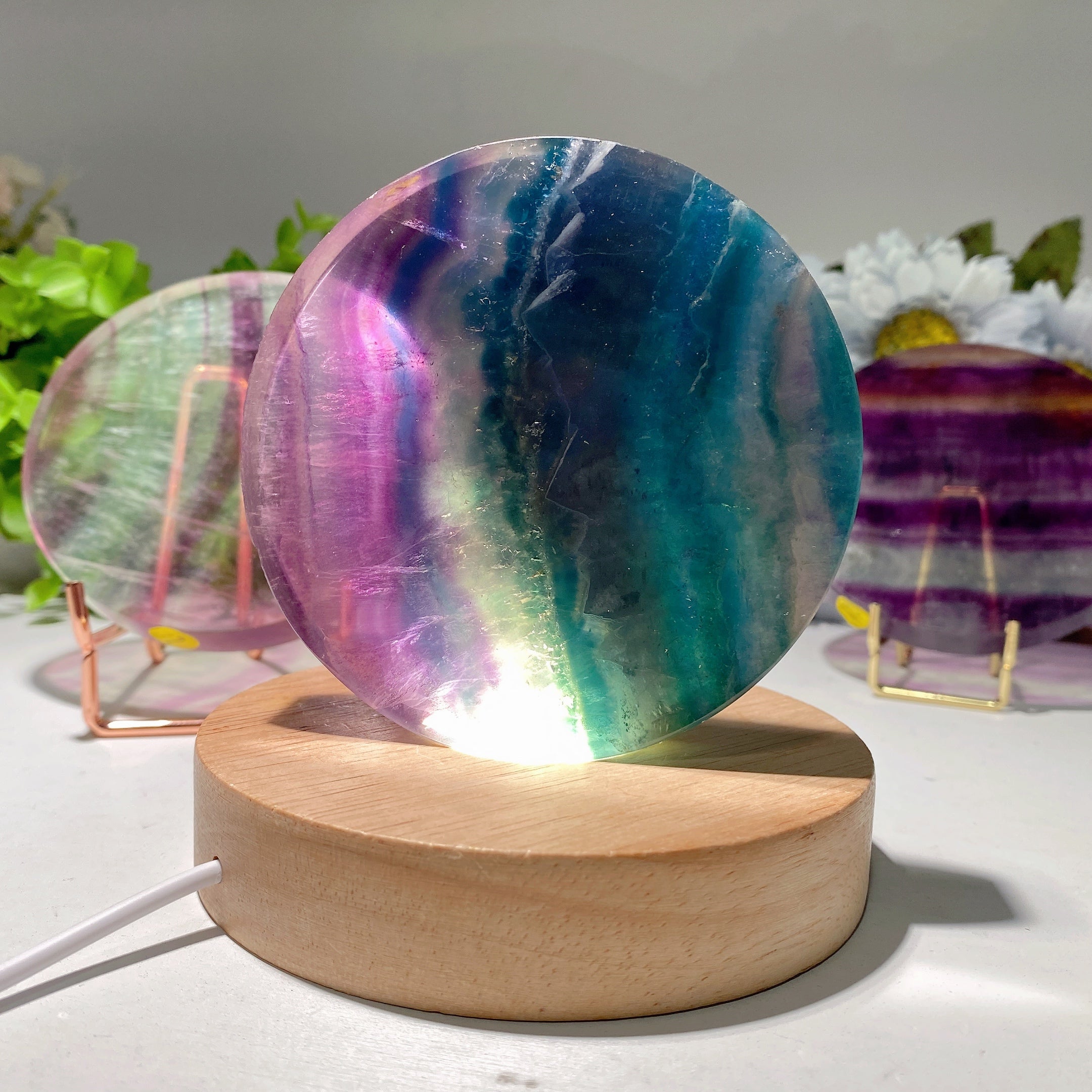 Spécimen de cristal de fluorite ronde de 3,5 pouces pour la guérison