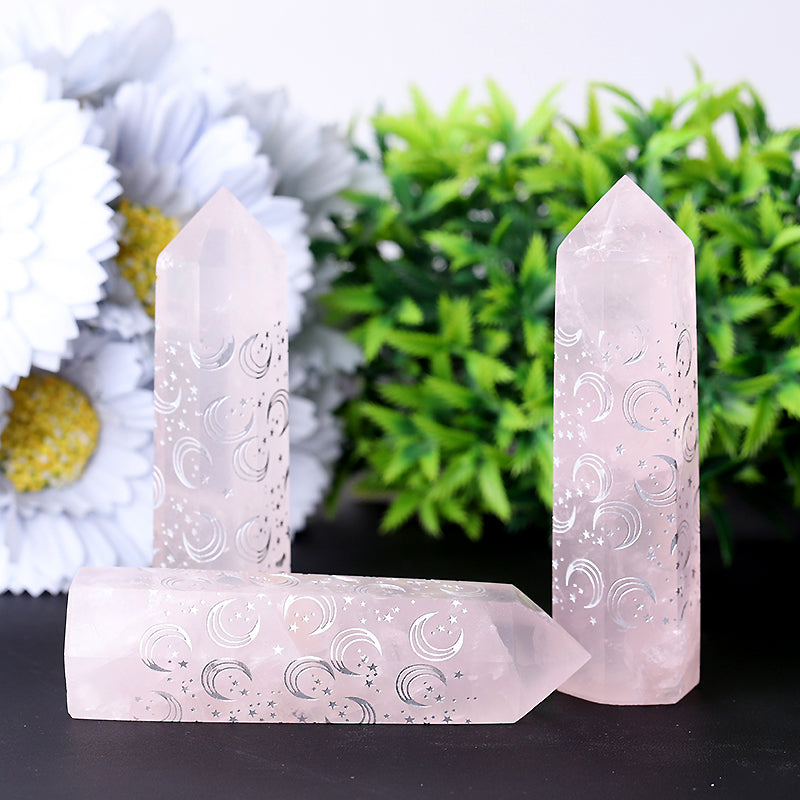 Pointe de cristal de quartz rose de 9 cm avec imprimé lune
