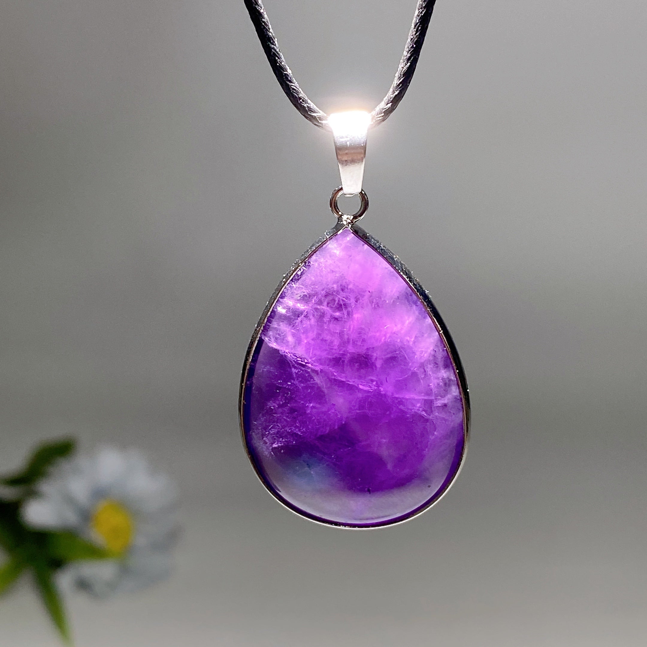 Pendentif de guérison en forme de goutte d'eau en améthyste de 35 mm