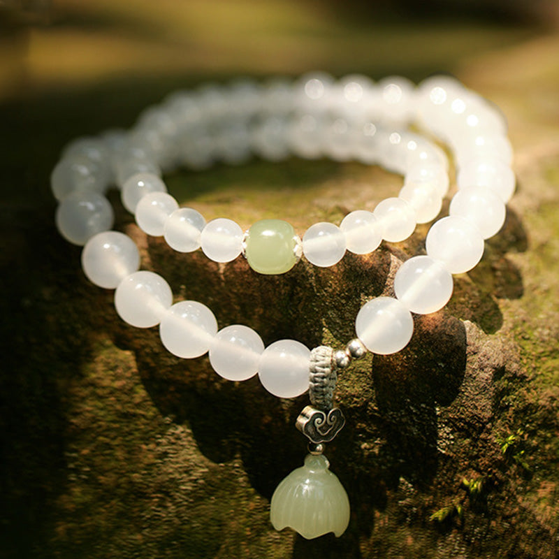 Bracelet de protection en agate blanche et jade lotus