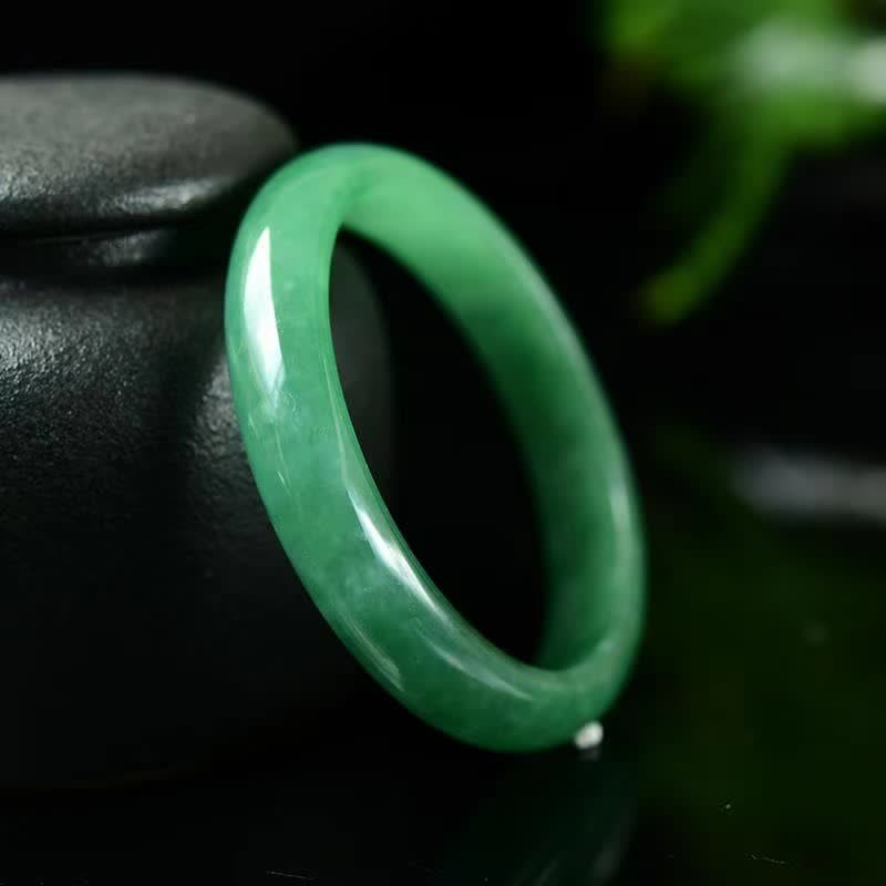 Bracelet jonc en jade 58 mm pour l'abondance et la protection