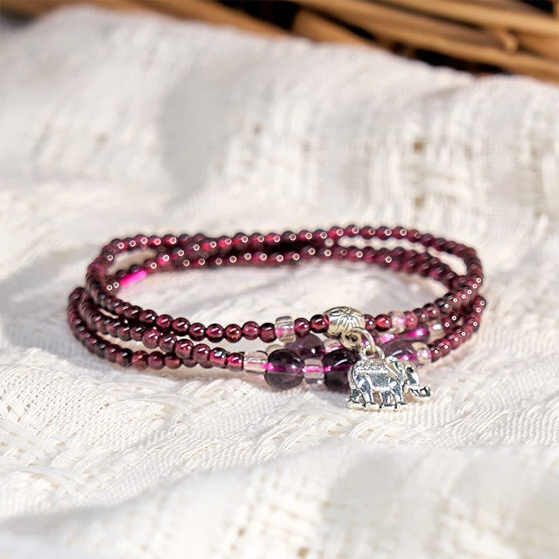 Bracelet en grenat de 3 mm avec breloque PiXiu en forme d'éléphant