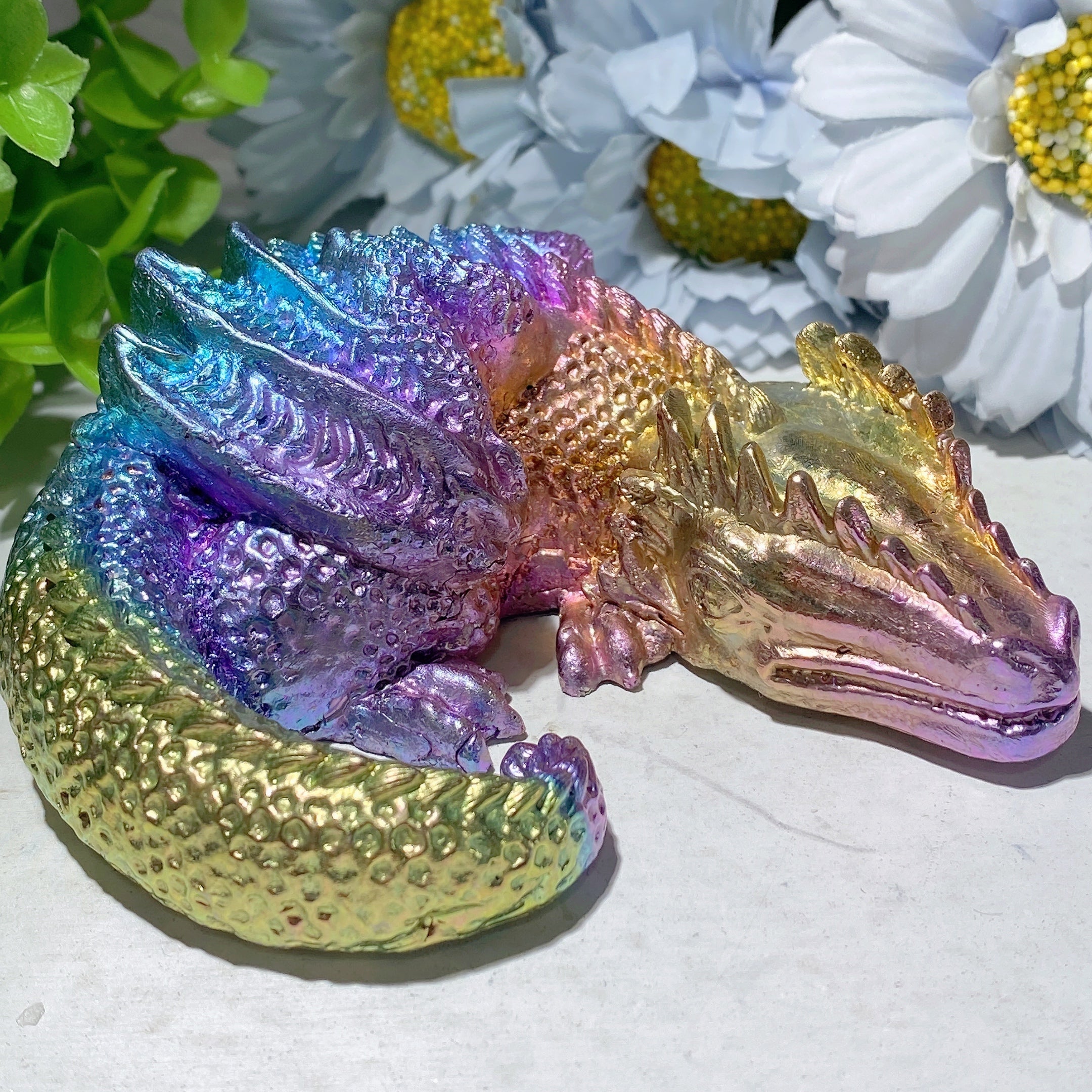 Sculpture en cristal de dragon de bismuth de 4,2 pouces pour la guérison