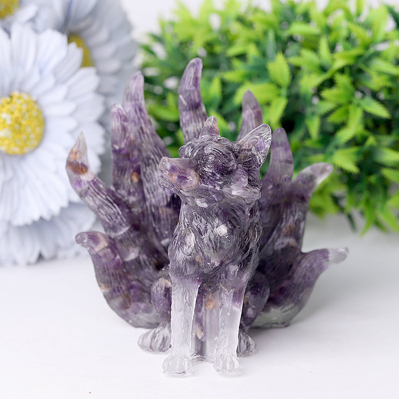 Figurine en cristal sculptée de renard à neuf queues de 4 pouces