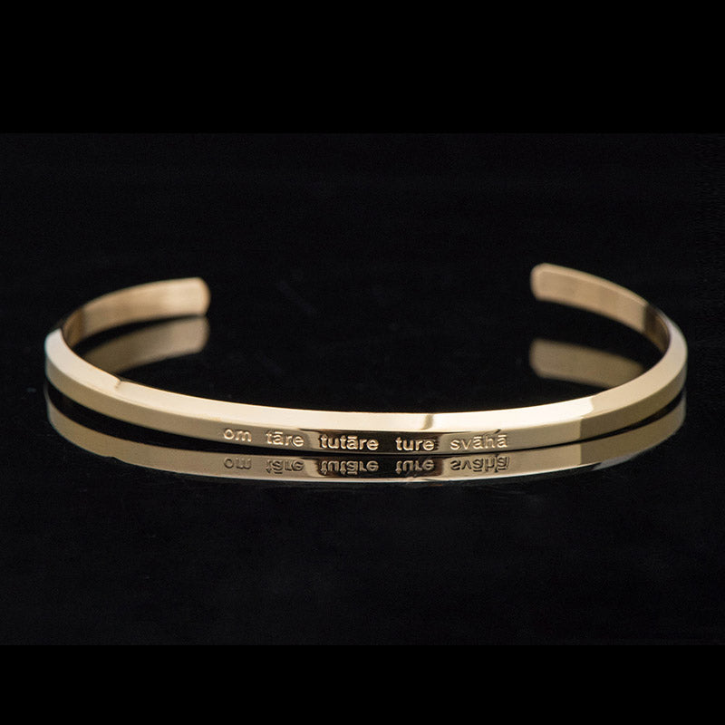 Bracelet Om Mani Padme Hum en acier titane avec six mots vrais